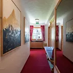 Affittacamere Gaestehaus Stotter 3*