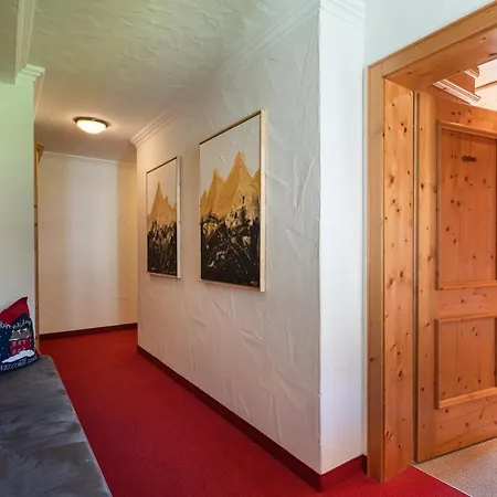 Gaestehaus Stotter Πανσιόν 3*